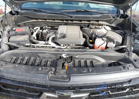 2024 Chevrolet Silverado 1500 4Wd Standard Bed Lt Trail Boss z USA, uszkodzony, nr VIN 3GCUDFE89RG317324